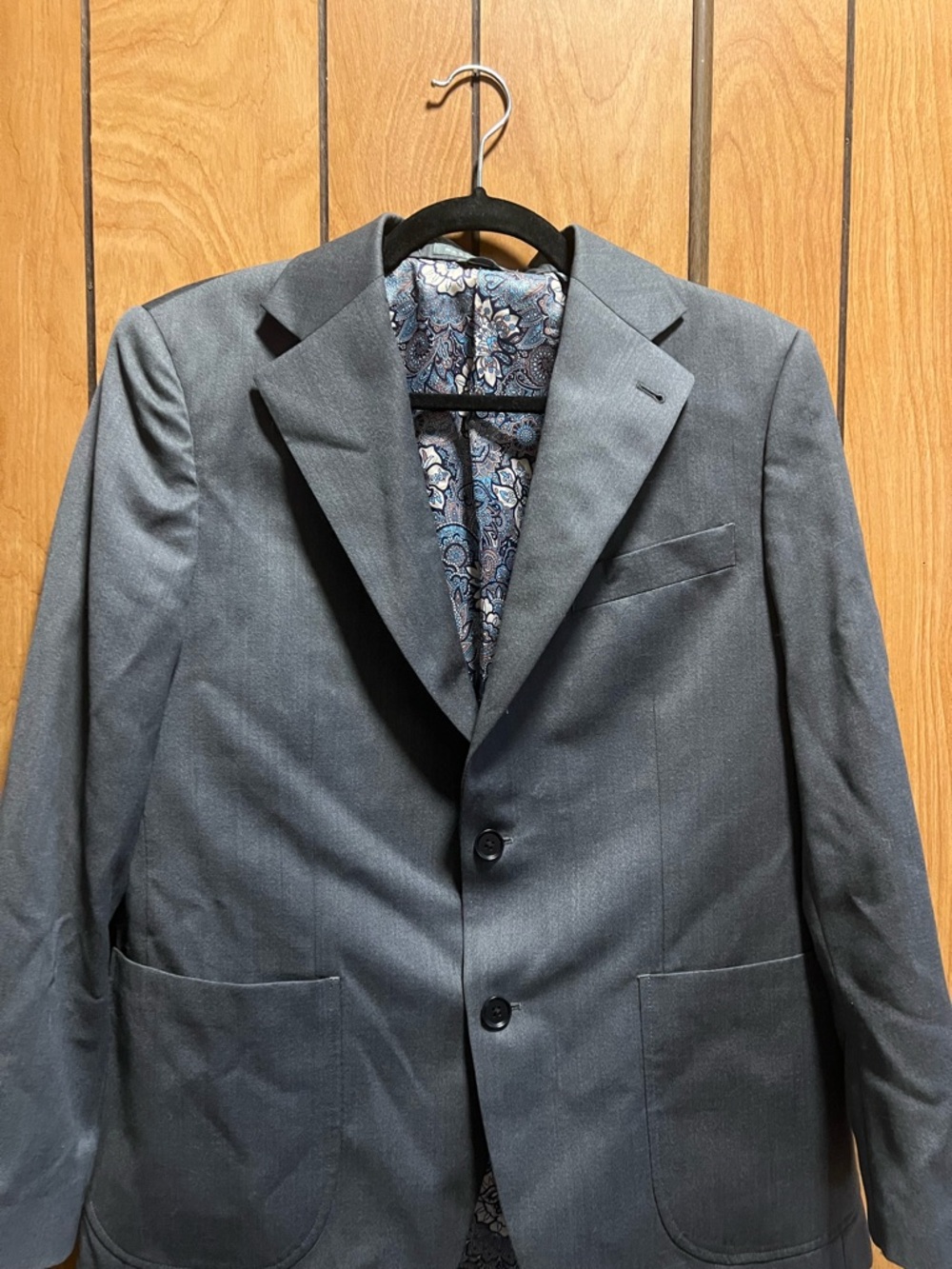 Men's Tailored Charcoal Blazer with Patterned Lining